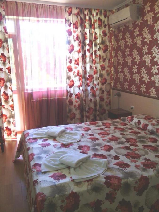 Hotel Triumph Нова-Загора Экстерьер фото