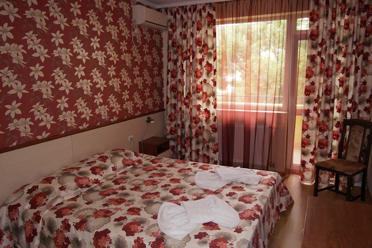Hotel Triumph Нова-Загора Экстерьер фото
