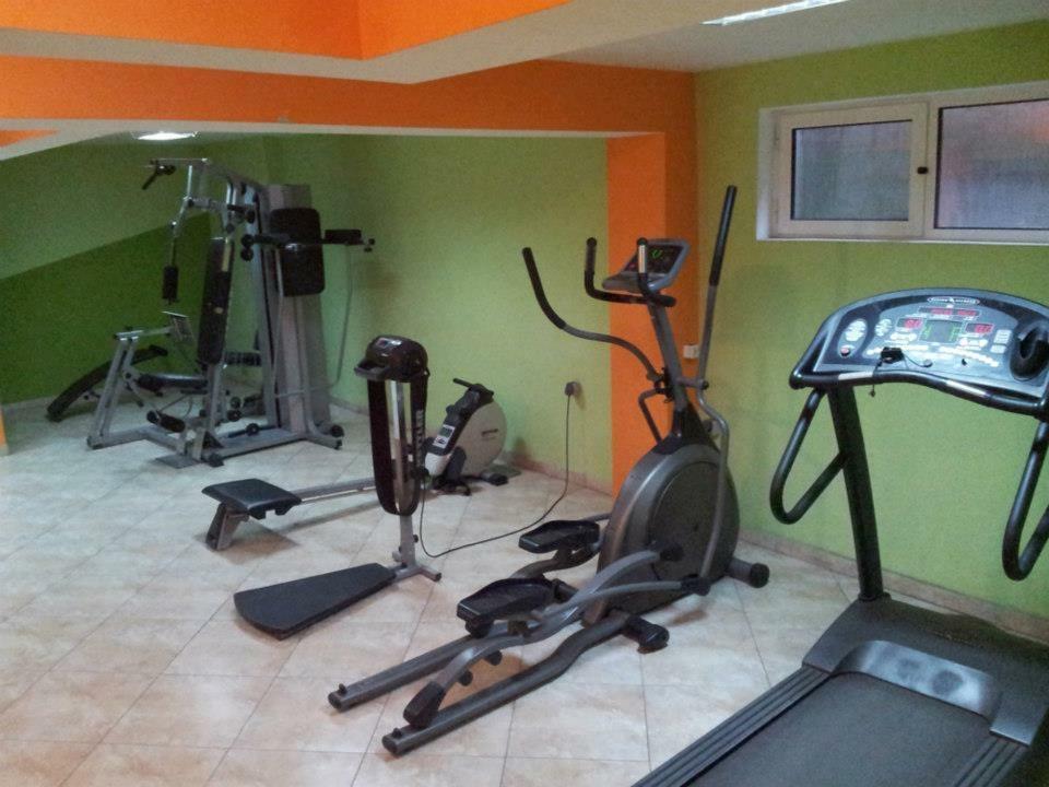 Hotel Triumph Нова-Загора Экстерьер фото